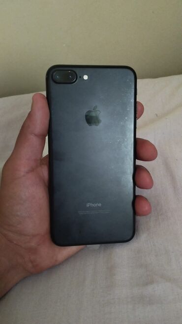 ayfon 7 plas: IPhone 7 Plus, 32 GB, Jet Black, Barmaq izi