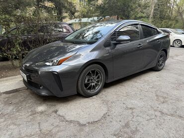 тайота приус v: Toyota Prius: 2019 г., Гибрид, Хэтчбэк