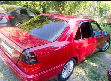 фара фольксваген поло: Mercedes-Benz C-sinfi (W202) sedan - Kuzov: 4 qapılı sedan, tünd