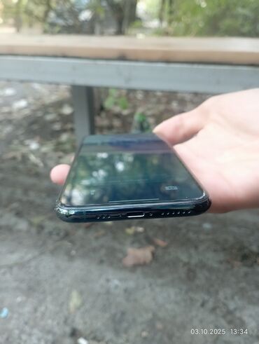 рамка фото: IPhone 11 Pro, Matte Midnight Green