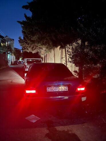 Mercedes-Benz: Mercedes-Benz C 180: 1.8 l | 1996 il Sedan — 3