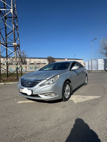 соната 2013: Hyundai Sonata: 2013 г., 2 л, Автомат, Газ, Универсал