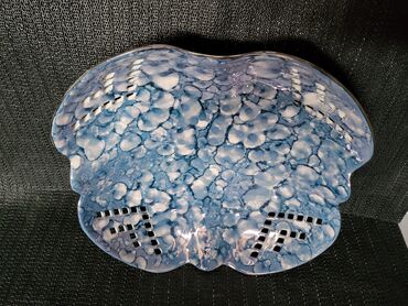 Kuhinjski setovi: Cinija nova sa stopama Fena porcelan Nemacka. 70te. Boja — 2