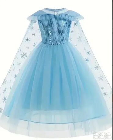 Kostimi za maskenbal: **model Š sa plaštom** **- Haljina je plava i ukrasna i možete je — 7