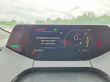 inter: Toyota Prius: 2024 г., 2 л, Автомат, Гибрид — 10
