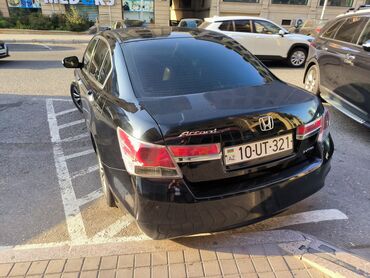 işlənmiş maşınların satışı: Honda Accord: 2.4 л | 2012 г. Седан