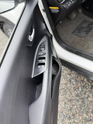 Kia: Kia Stonic: 2019 г., 1.4 л, Автомат, Бензин, Кроссовер — 15