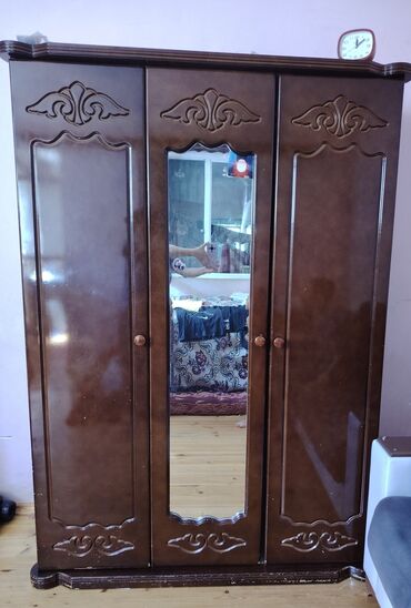 taxta şkaf: Гардеробный шкаф, Б/у, 3 двери, Распашной, Прямой шкаф, Азербайджан