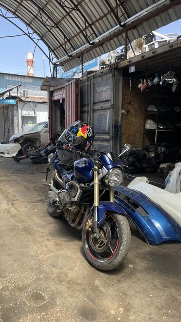 Мототехника: Классикалык Honda, 600 куб. см, Бензин, Чоңдор үчүн, Колдонулган, Бөлүп төлөө менен