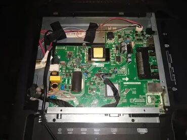 Aksesoari za TV i video: VIVAX smart led TV 32" 32LE74SM u delovima Main-Power board TP — 14