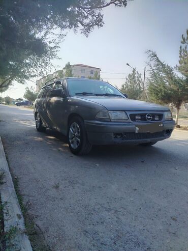 Opel: Opel Astra Caravan (şunur kuzov) Xüsusiyyətlər: - Kuzov — 4