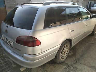 Чехлы и накидки на сиденья: Чехлы Кожаные, цвет - Серебристый, Toyota, Б/у — 5