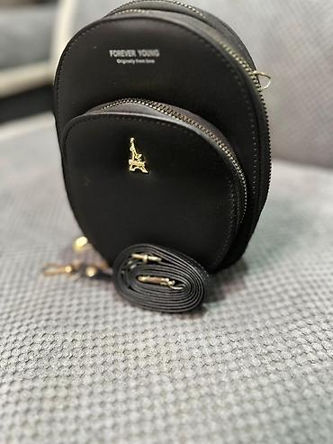 Чехлы: Компактные кожаные чехлы-кошельки для наушников/мелочей. - Материал — 10