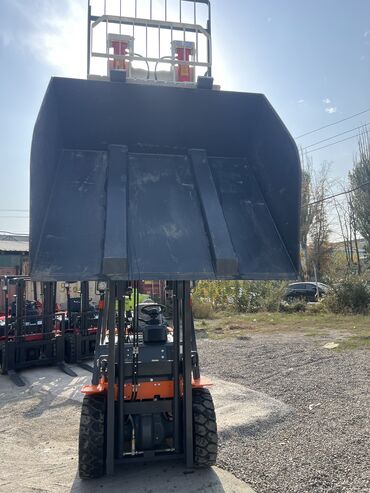 Погрузчики: Погрузчик, 2024 г., Колесный, Вилочный — 14