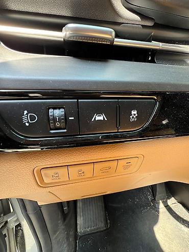 газдын майы: Kia Carnival: 2021 г., 2.2 л, Дизель, Вэн/Минивэн — 7