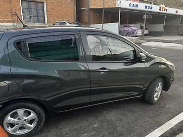 трекер авто: Chevrolet Spark: 2019 г., 1 л, Автомат, Бензин, Хэтчбэк — 5