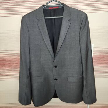 Pencəklər: Hugo Boss brendinin orijinal pencəyi. İdeal vəziyyətdədir, üzərində — 7