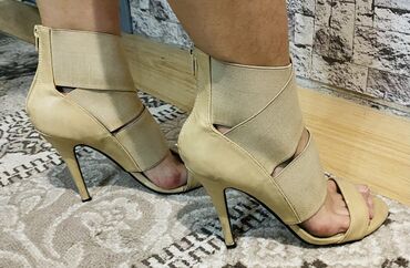 саламандра обувь: Летние босоножки на высоком каблуке