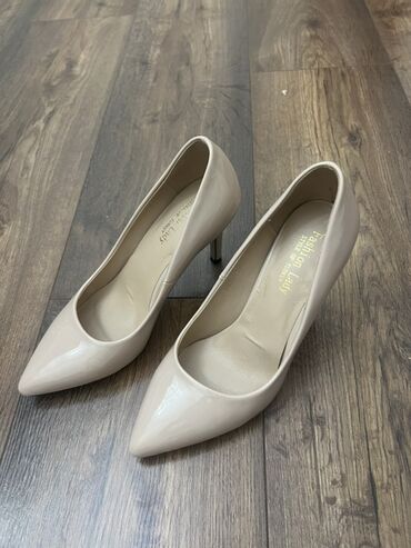 женские бордовые туфли: Туфли, 34, Fashion, Жаңы, түсү - Саргыч боз, Акылуу жеткирүү