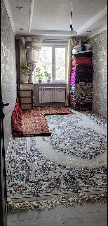 Посуточная аренда комнат: Продается 3-х комнатная квартира на 3-м этаже,средний — 1