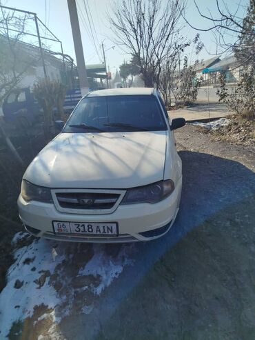 Daewoo: Daewoo Nexia: 2012 г., 1.5 л, Механика, Бензин, Седан