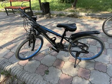 купить кресло на велосипед для ребенка: Горный велосипед, Рама XS (130 -155 см), Алюминий, Б/у
