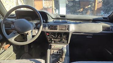 subara impreza: Mitsubishi Galant: 1990 г., 2 л, Механика, Бензин, Седан — 5