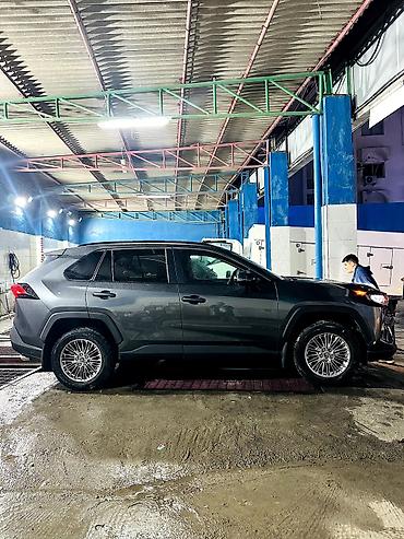 защитка: Toyota RAV4: 2021 г., Автомат, Бензин, Кроссовер — 2