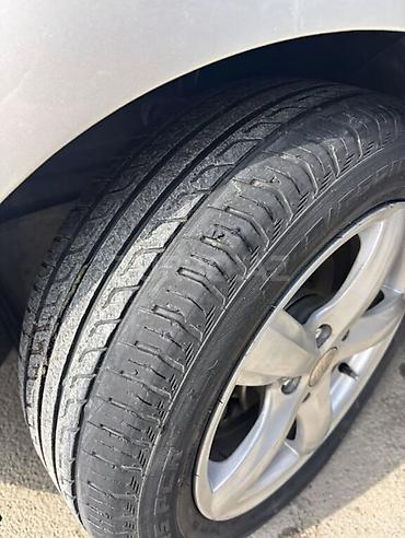 hyundai i30 oluxanası: Toyota Auris: 1.4 l | 2007 il Hetçbek — 6