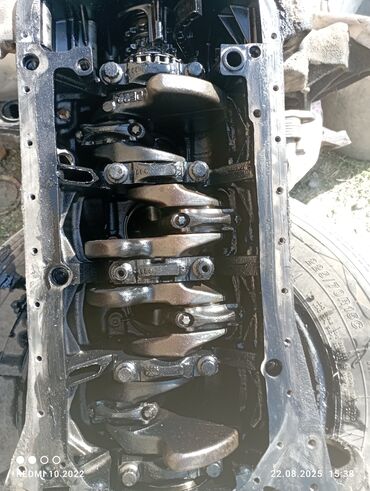 смазочный шприц: Коленвал Mercedes-Benz 2003 г., Колдонулган, Германия