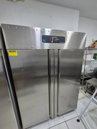 Dönər aparatları: Salam. Gənclik Mallda bağlanmış restoranın avadanlığı satışa — 12