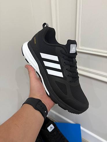 Мужские кроссовки, 40, 40.5, 41, Adidas, Новый, цвет - Черный, Бесплатная доставка, Платная доставка