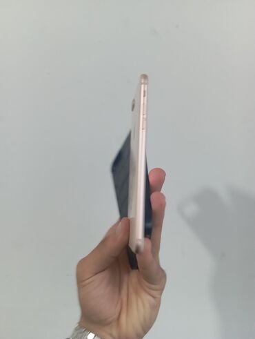 Apple iPhone: IPhone 8 Plus, 64 GB, Qızılı, Barmaq izi