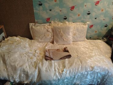 Örtüklər: Yataq üçün Yeni Qaşlı rəng - Bej Yataq örtüyü — 6