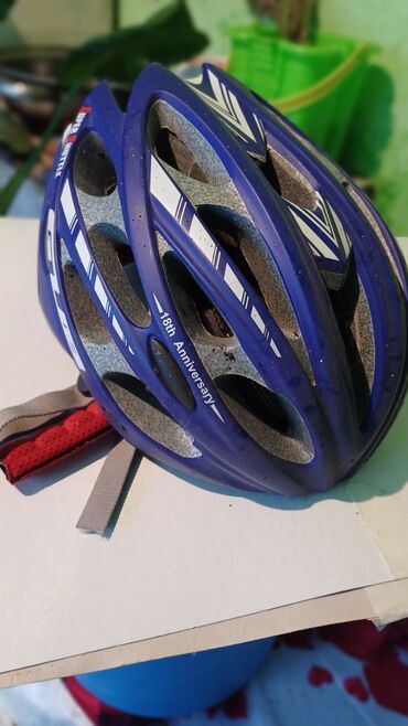 камуфляжная одежда: Продается ориринал защитный шлем велосипедиста, размер от 60 см