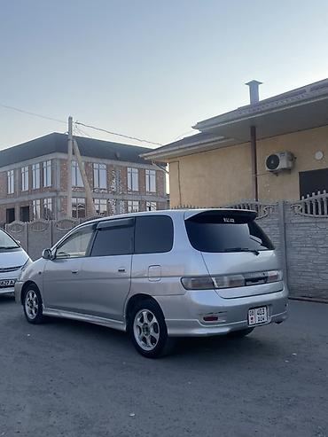 go park: Toyota Gaia: 2000 г., 2 л, Автомат, Бензин, Минивэн — 7