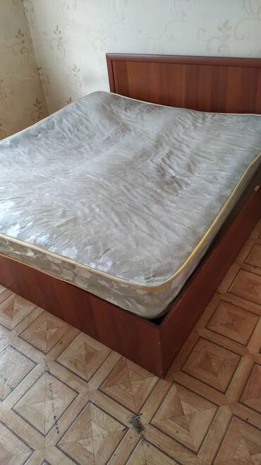 советский мебель: Кровать, Б/у