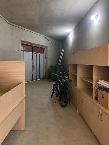asan əmlak: Anbar/ustaxana üçün sahə - Qapalı, uzunsov planlı yer; beton döşəmə — 1