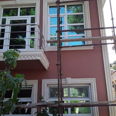 Fasad işləri: •Fasadda müxtəlif naxış formasında Tarsofka, Boya, Reng, Dekorativ — 10