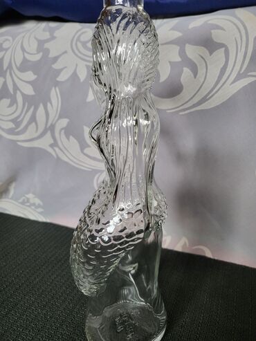 Čaše: Flasa nova,vintaz za pice sirena dihtujuca. Flasa puno — 8