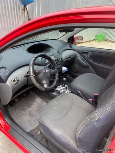 Toyota: Toyota Yaris: 1 l. | 2005 έ. Χάτσμπακ — 4