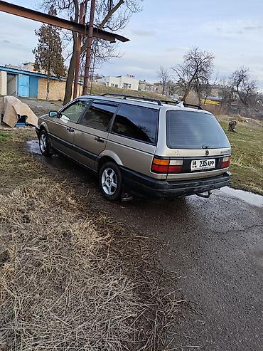 e klass: Volkswagen Passat Variant: 1990 г., 1.8 л, Механика, Бензин, Универсал — 2