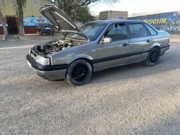 стопы субару: Volkswagen Passat: 1989 г., 1.8 л, Бензин, Седан