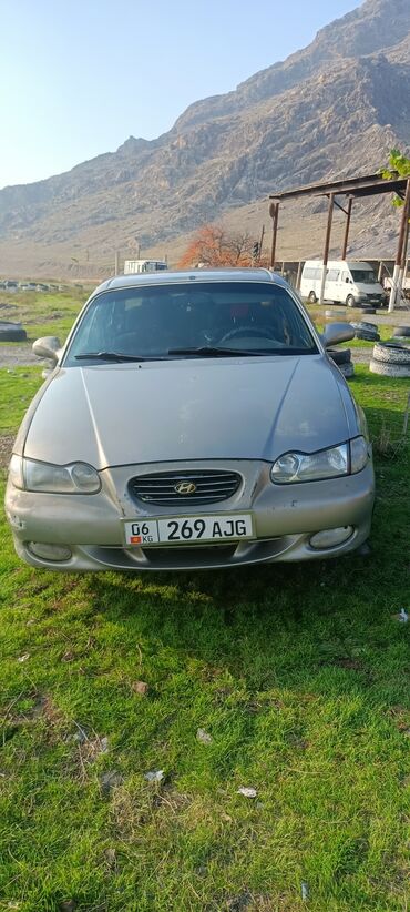 Hyundai: Hyundai Sonata: 1997 г., 1.8 л, Механика, Бензин, Седан