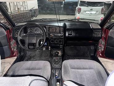 продаю passat b5: Volkswagen Passat: 1988 г., Седан — 7