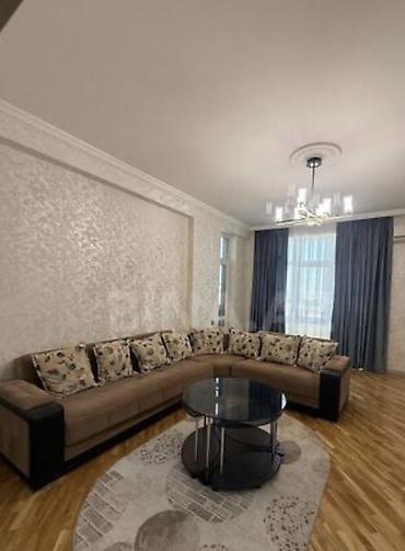 Künc divan dəsti və şüşə sehpadan ibarət dəst. Xüsusiyyətlər: -