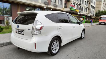 продаю тайота виш: Toyota Prius: 2012 г., 1.8 л, Автомат, Гибрид, Универсал