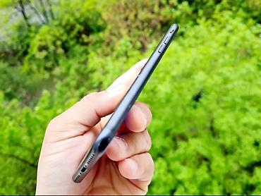 Apple iPhone: IPhone 7, Б/у, 128 ГБ, Черный, Наушники, 100 % — 5