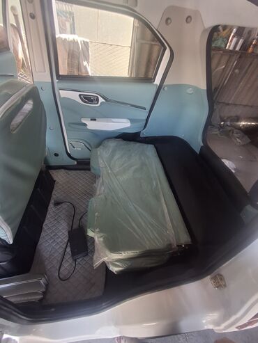 Другие автомобили: Электрический трехколесный автомобиль, представленный в белом цвете с — 12