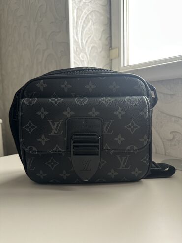 барсетка луи витон: Барсетка от Louis Vuitton